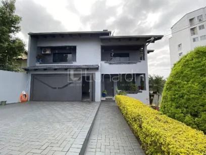 Casa com 3 Dormitórios - Miniatura - Lunardi Imóveis