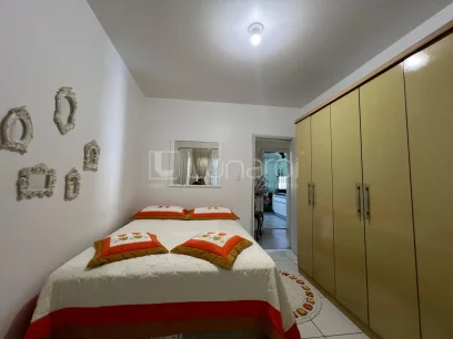 Casa com 3 Dormitórios - Miniatura - Lunardi Imóveis