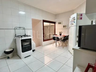 Casa com 4 Dormitórios - Miniatura - Lunardi Imóveis