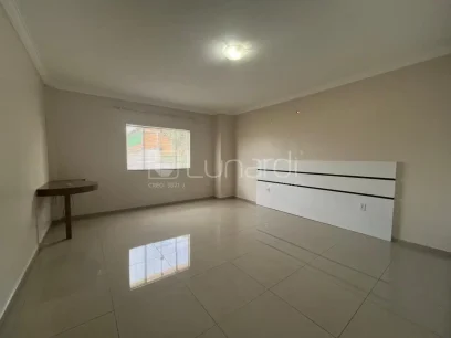 Casa com 4 Dormitórios - Miniatura - Lunardi Imóveis