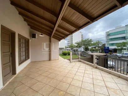 Casa com 3 Dormitórios - Miniatura - Lunardi Imóveis