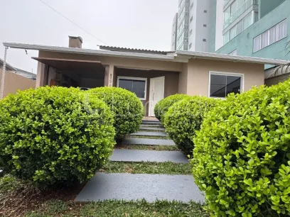 Casa com 3 Dormitórios - Miniatura - Lunardi Imóveis