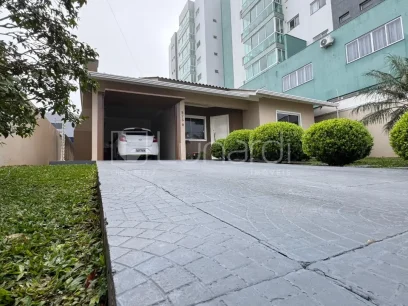 Casa com 3 Dormitórios - Miniatura - Lunardi Imóveis