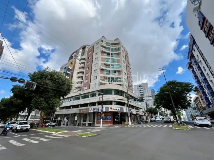 Apartamento com 2 Suítes - Lunardi Imóveis