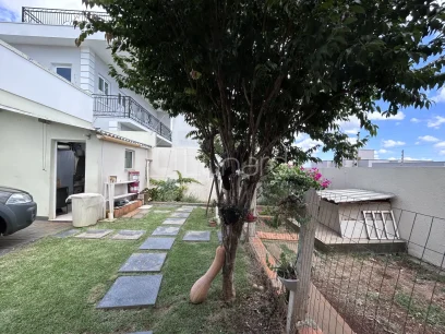 Casa com 2 Dormitórios - Miniatura - Lunardi Imóveis