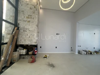 Casa com 2 Dormitórios - Miniatura - Lunardi Imóveis