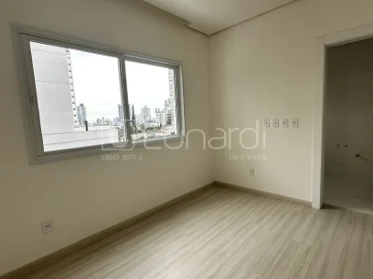 Apartamento com 4 Dormitórios - Miniatura - Lunardi Imóveis