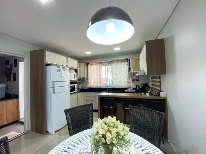 Casa com 3 Dormitórios - Miniatura - Lunardi Imóveis