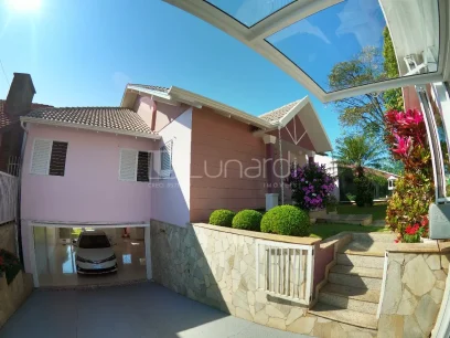 Casa com 5 Dormitórios - Miniatura - Lunardi Imóveis