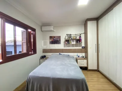 Casa com 3 Suítes - Miniatura - Lunardi Imóveis