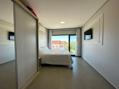 Casa com 4 Suítes - Miniatura - Lunardi Imóveis