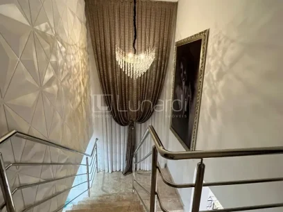 Sobrado com 3 Suítes - Miniatura - Lunardi Imóveis