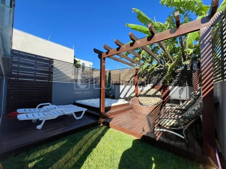 Sobrado com 3 Suítes - Lunardi Imóveis