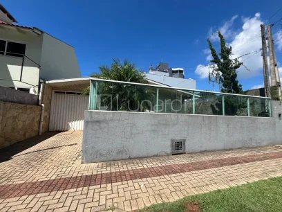 Casa com 3 Dormitórios - Miniatura - Lunardi Imóveis