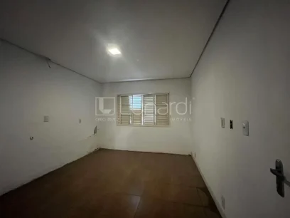 Casa com 3 Dormitórios - Miniatura - Lunardi Imóveis