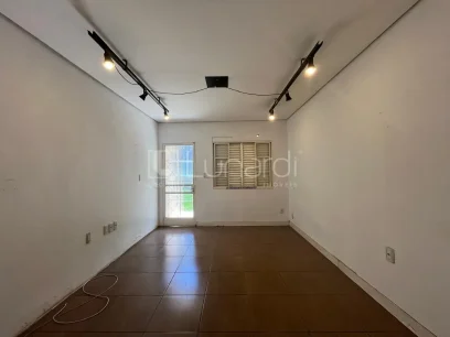 Casa com 3 Dormitórios - Miniatura - Lunardi Imóveis