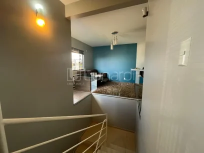 Casa com 3 Dormitórios - Miniatura - Lunardi Imóveis