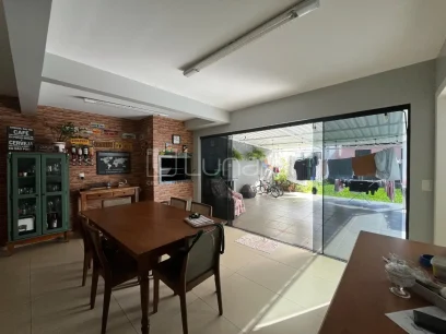 Casa com 3 Dormitórios - Miniatura - Lunardi Imóveis