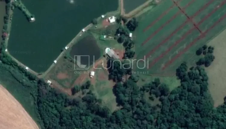 Área - Lunardi Imóveis