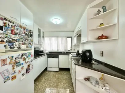 Cobertura com 4 Dormitórios - Miniatura - Lunardi Imóveis