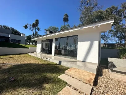 Casa com 4 Dormitórios - Miniatura - Lunardi Imóveis