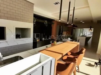 Casa com 4 Dormitórios - Miniatura - Lunardi Imóveis