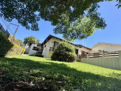 Casa com 4 Dormitórios - Miniatura - Lunardi Imóveis