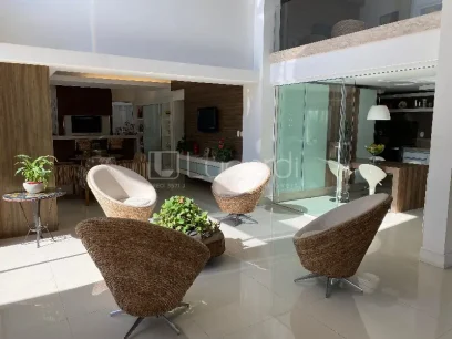 Casa com 4 Suítes - Miniatura - Lunardi Imóveis