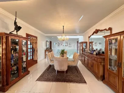 Casa com 3 Dormitórios - Miniatura - Lunardi Imóveis