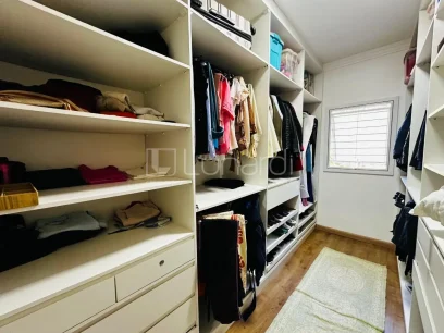 Casa com 4 Dormitórios - Miniatura - Lunardi Imóveis