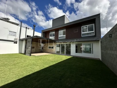 Casa com 3 Suítes - Miniatura - Lunardi Imóveis