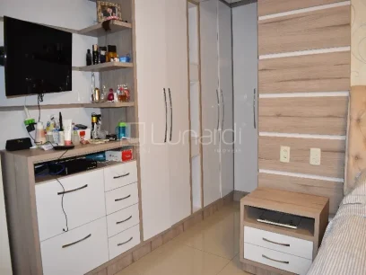 Casa com 2 Dormitórios - Miniatura - Lunardi Imóveis