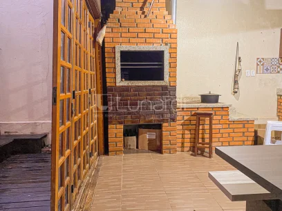 Casa com 3 Dormitórios - Miniatura - Lunardi Imóveis