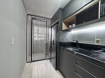 Apartamento com 2 Dormitórios - Lunardi Imóveis