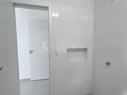 Casa com 2 Dormitórios - Miniatura - Lunardi Imóveis