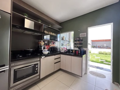 Casa com 2 Dormitórios - Miniatura - Lunardi Imóveis