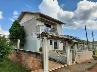 Casa com 3 Dormitórios - Miniatura - Lunardi Imóveis