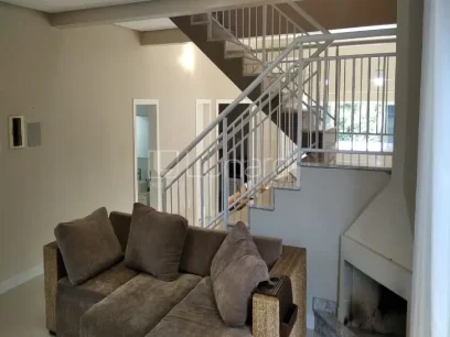 Casa com 3 Dormitórios - Miniatura - Lunardi Imóveis