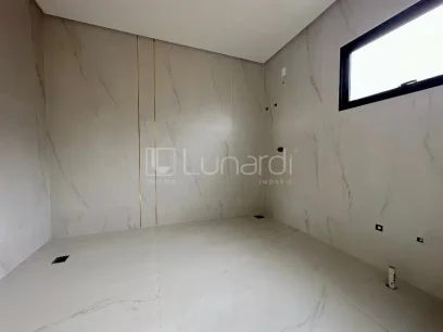 Casa com 3 Suítes - Miniatura - Lunardi Imóveis