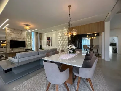 Casa com 2 Dormitórios - Miniatura - Lunardi Imóveis