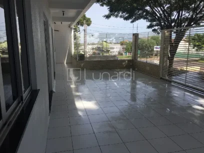 Casa com 5 Dormitórios - Miniatura - Lunardi Imóveis