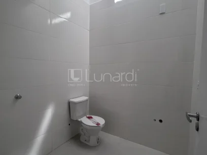 Casa com 2 Dormitórios - Miniatura - Lunardi Imóveis