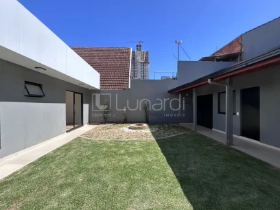 Casa com 3 Dormitórios - Miniatura - Lunardi Imóveis