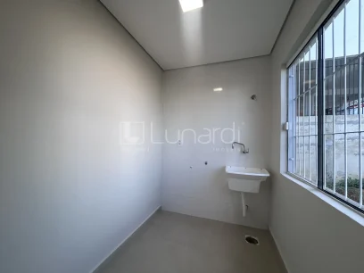 Casa com 3 Dormitórios - Miniatura - Lunardi Imóveis