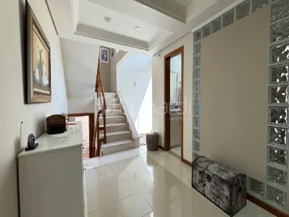 Casa com 4 Dormitórios - Miniatura - Lunardi Imóveis