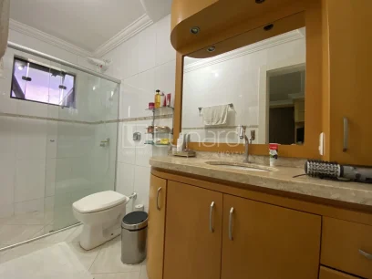 Casa com 3 Dormitórios - Miniatura - Lunardi Imóveis