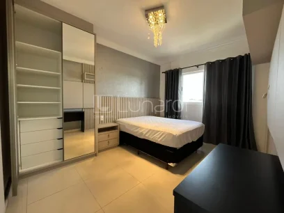 Apartamento Duplex com 3 Dormitórios - Miniatura - Lunardi Imóveis