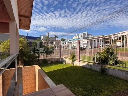 Casa com 6 Dormitórios - Miniatura - Lunardi Imóveis