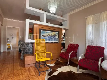 Casa com 6 Dormitórios - Miniatura - Lunardi Imóveis