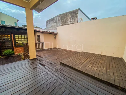 Casa com 3 Dormitórios - Miniatura - Lunardi Imóveis